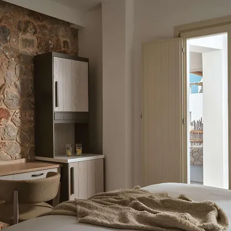 Resort Sea Breeze Santorini Resort, Curio By Hilton 5*